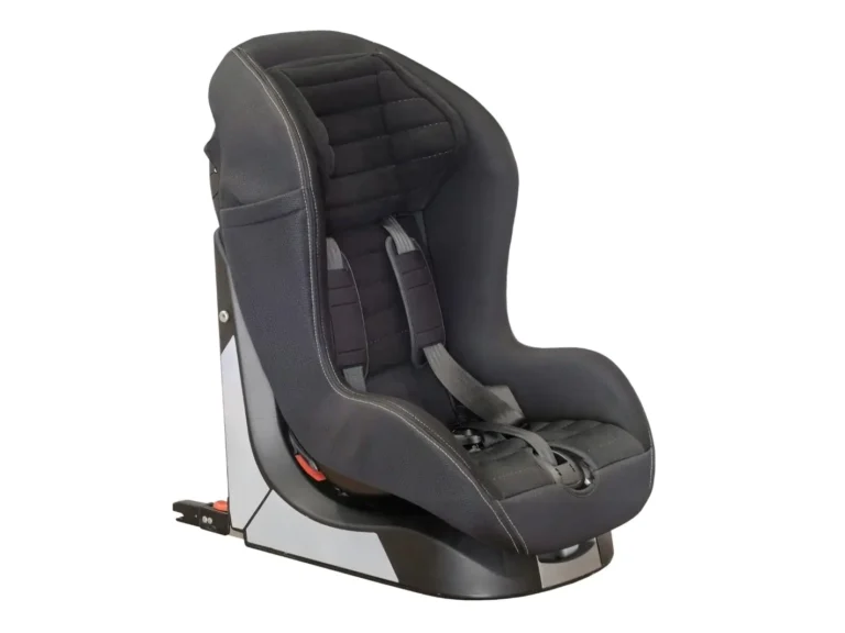 Child car seat for rent in Faro, Portugal